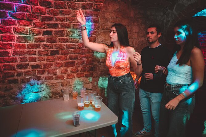 1 Hour of Open Bar Pub Crawl + Karaoke + VIP Entry to Best Clubs - Meeting at St. Wojciech Church at 10:15 pm