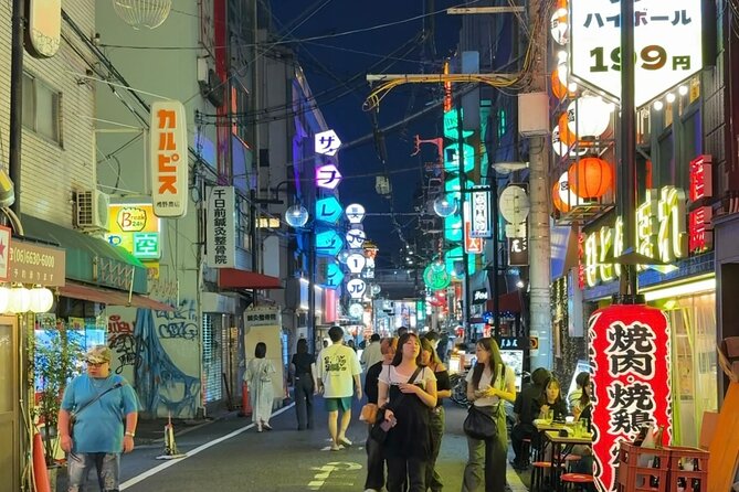2 Hours of Bar Hopping in Osaka Style - Meeting in Namba and finding the starting point