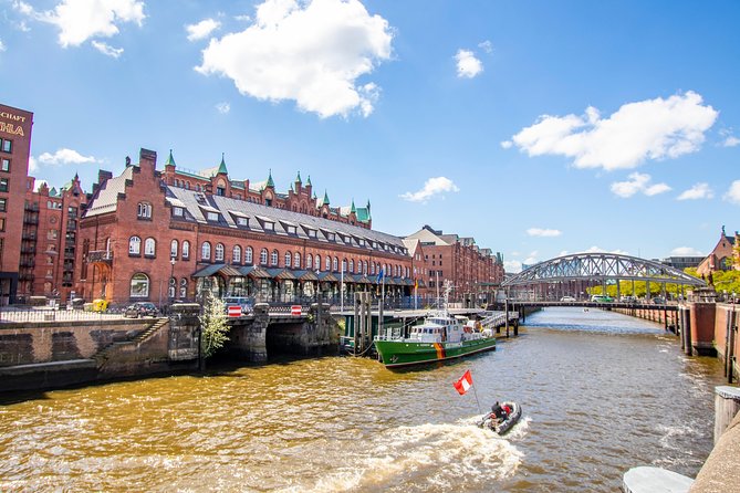 3 Hour Walk of Hamburg’s Most Famous Brew Pubs with a Local - Starting at Platz d. Deutschen Einheit 2