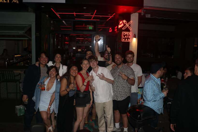 4-Hour Shanghai Pub Crawl (bars & nightclub hopping) - The final club: two hours to finish the night