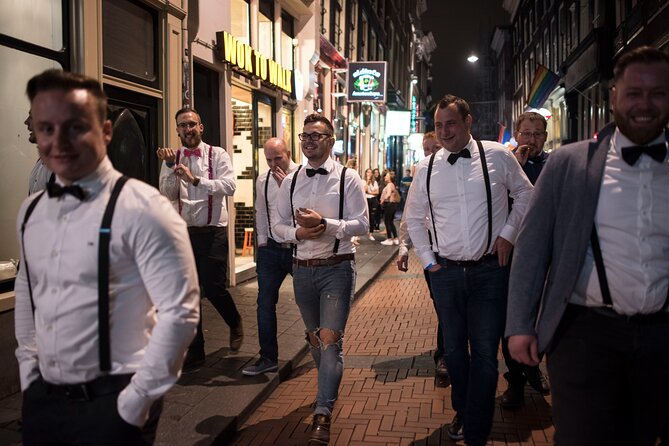 Amsterdam Private Pub Crawl in the City Center - How the free shots and required drinks work