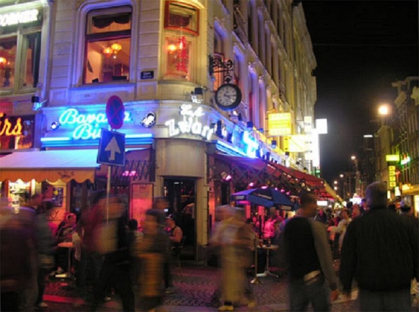 Amsterdam: Red Light District and Local Pub Tour - Starting near Amsterdam’s oldest streets