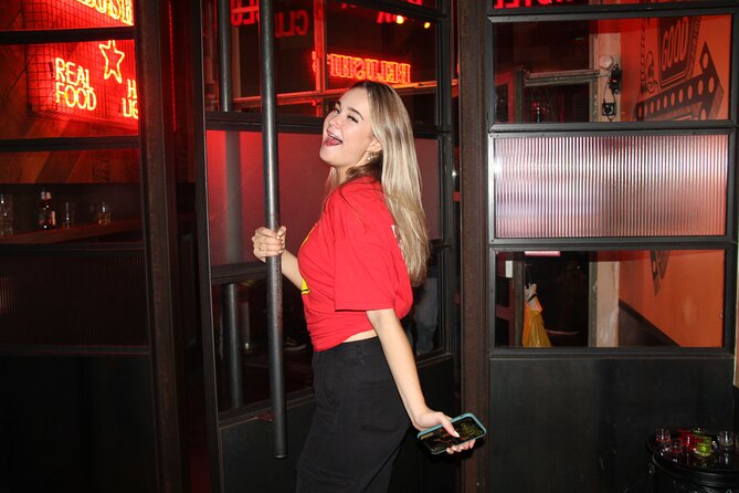 Amsterdam Red Light District Pub Crawl - The Hosts Make or Break the Night