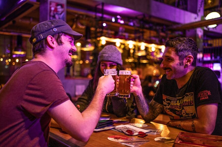 Amsterdam: Self-guided Red Light District Pub Crawl Mystery - The second Red Light District walk