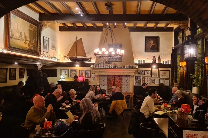 Antwerp Pub Crawl - Café Cabron adds music and late-night energy
