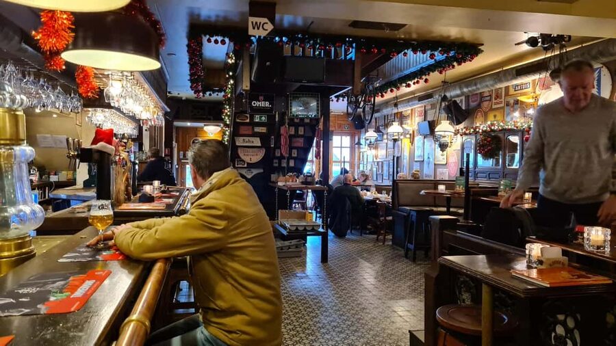 Antwerp: Pub Crawl in the Historical City - What Flip brings to the walk
