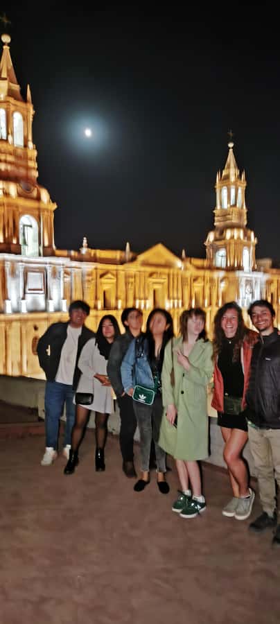 Arequipa: Pub Crawl with Skip-The-Line Access and Drinks - Walking between the bars and nightclub