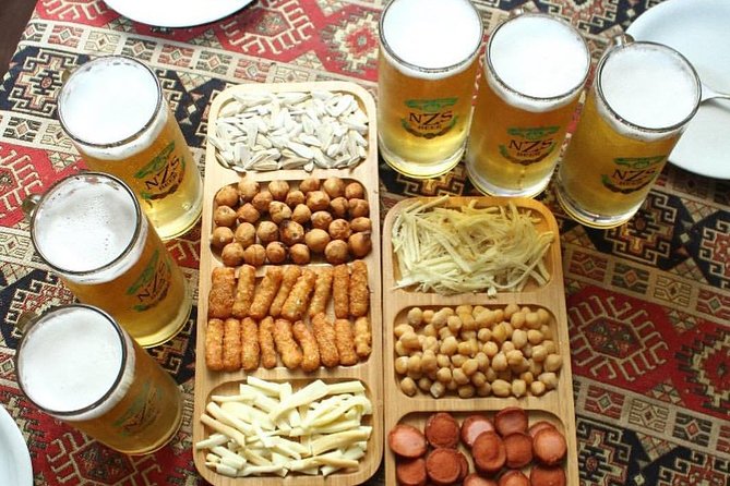 Baku Pub Experience ( All inclusive ) - Live Music and the Changing Mood of the Night