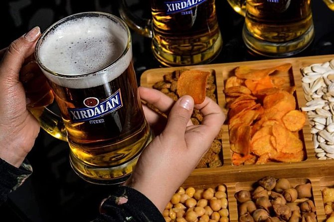 Baku Pub Experience ( All inclusive ) - Walking From Bar to Bar in a Small Group