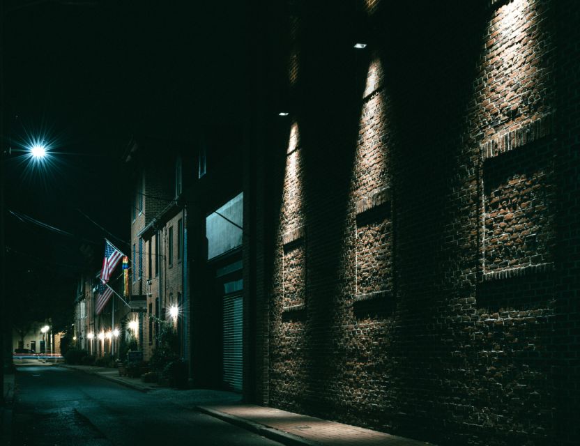Baltimore: Boos and Booze Haunted Pub Crawl - Cat’s Eye Pub and Rye show two sides of the night