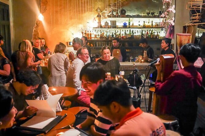 Bangkok After Dark: Pub Crawl Adventure - Finishing with VIP entry at Levels Club & Lounge