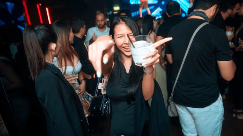 Bangkok: The Speakeasy, Rooftop & Iconic Venues Pub Crawl - Above Eleven is the evening’s big view