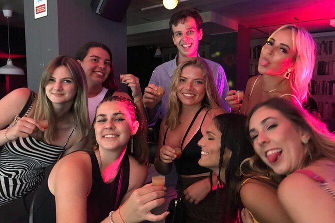 Barcelona Pub Crawl by KING -The Best Party tour & VIP Club Entry - A 10:30 p.m. start sets the tone