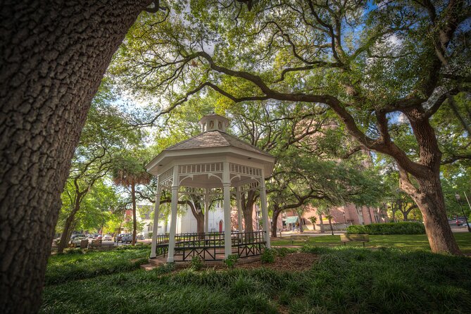 Battles & Brews Pub Crawl in Savannah - Starting at The Public Kitchen & Bar at 5 p.m.