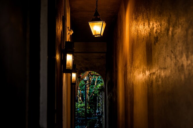 Bay Street Bastards Pub Crawl Shared Tour in Charleston - Key points to know before you book