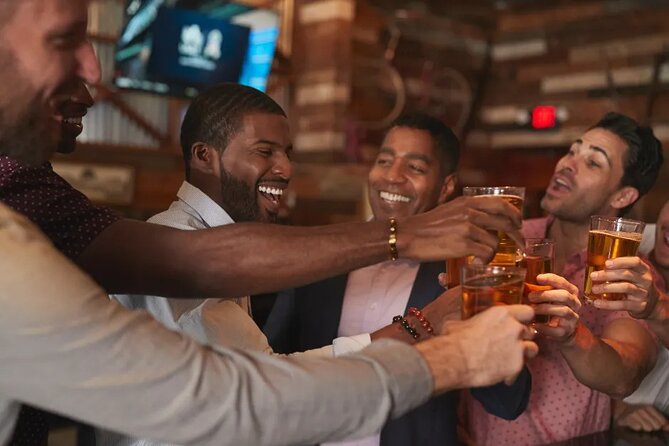 Bay Street Bastards Pub Crawl Shared Tour in Charleston - How the guides shape the night