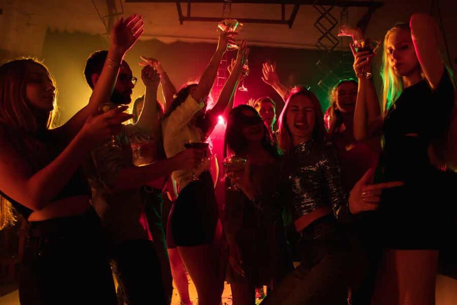 Berlin: Pub Crawl & Party with Free Shots & VIP Club Access - Should you book the Berlin Pub Crawl?