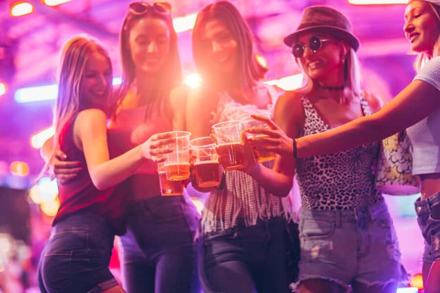 Berlin: Pub Crawl & Party with Free Shots & VIP Club Access - A low-cost way to enter Berlin after dark