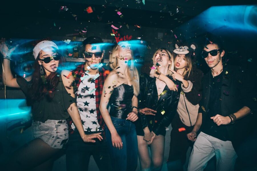 Berlin: Pub Crawl & Party with Free Shots & VIP Club Access - What happens at the three bar stops