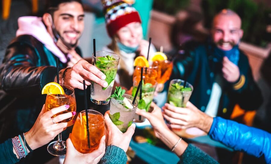 Berlin: Pub Crawl & Party with Free Shots & VIP Club Access - The international group is part of the attraction