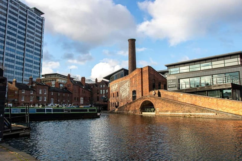 Birmingham Slogging Gang Evening Walking Tour with Pub Stops - Is $33 good value?