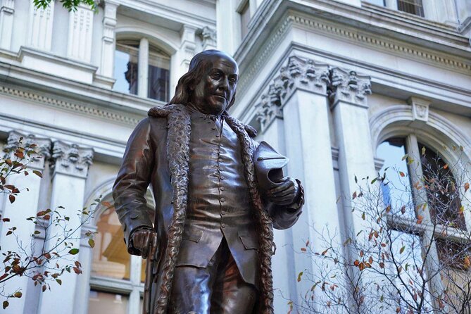 Boston Freedom Trail History Pub Crawl Small-Group Tour - Starting at Samuel Adams near Faneuil Hall