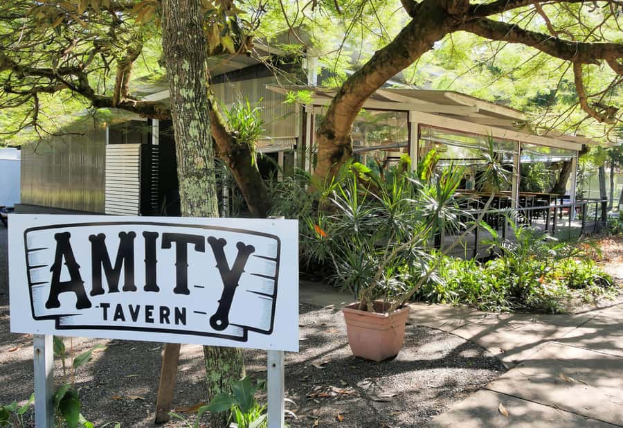 Brisbane: Island Pub Crawl with Lunch and High-Speed Boat - What this Brisbane island pub crawl is really like