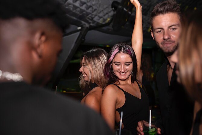 Brussels Pub Crawl Tour - Who will enjoy this Brussels night out