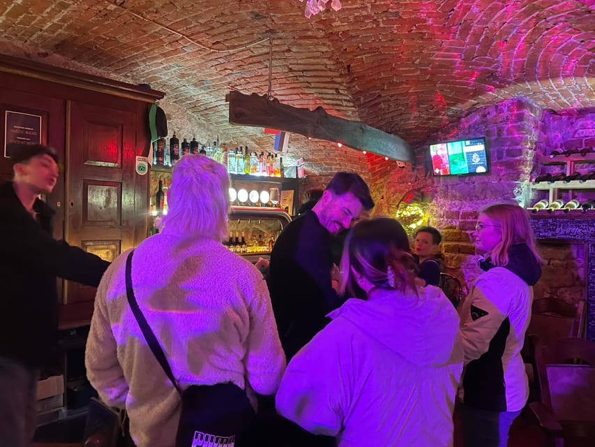 Bucharest Guided Pub Crawl - Photos that record the night