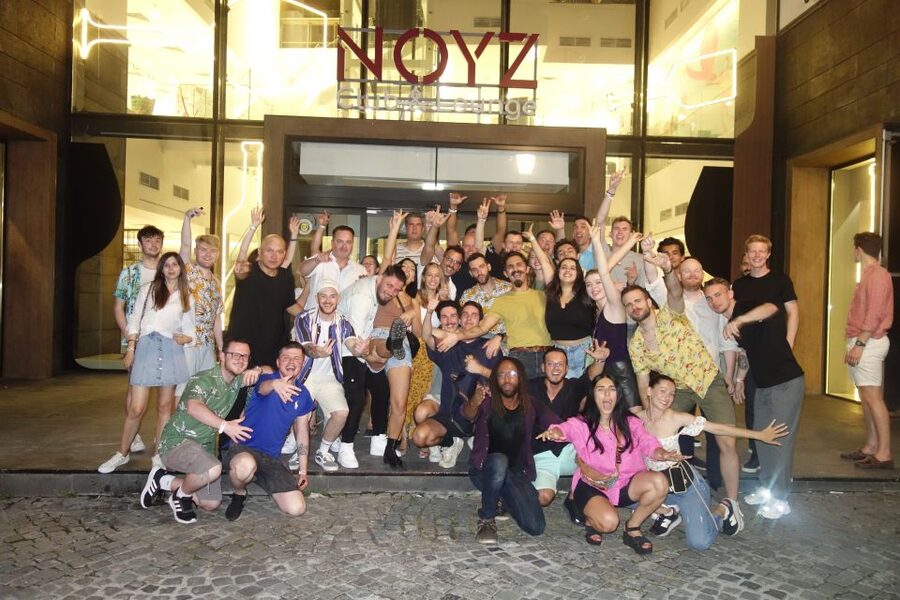 Bucharest: Weekend Pub Crawl - Dress, walking, and sensible limits