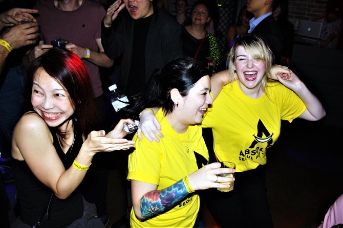 Busan Pub Crawl - Four bars, free entry, and the move toward clubs