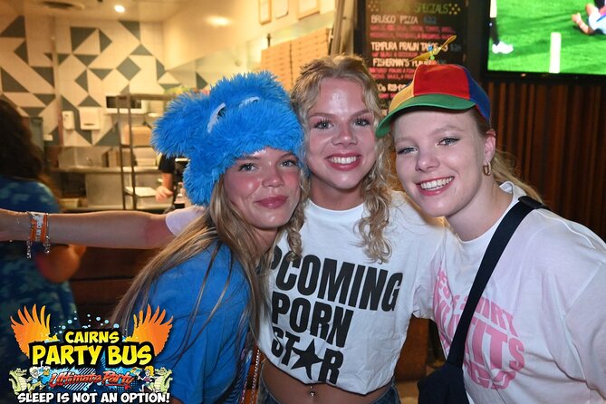 Cairns Party Bus Pub Crawl Night Out Experience - Mexicairns and the group games