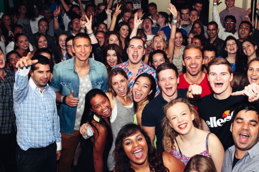 Cairo: Pub Crawl and Speakeasy Bar Tour with 2 Free Drinks - What this Cairo pub crawl is really offering