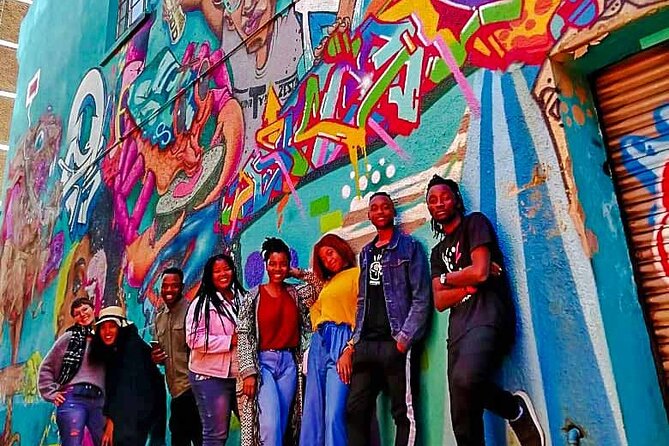 Cape Town Hostel Pub Crawl & LinkUps - The social side: best for solo visitors