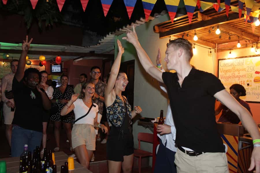 Cartagena: Pub Crawl with Dancing Lessons and Free Shots - Five things to know before you book