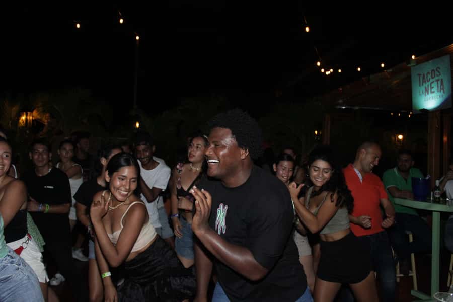 Cartagena: Pub Crawl with Dancing Lessons and Free Shots - Should you book this Cartagena pub crawl?