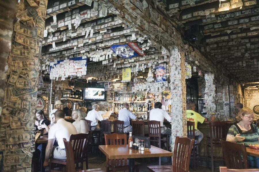 Charleston Bachelorette Pub Crawl - The 40-minute stop at 18 Vendue Range