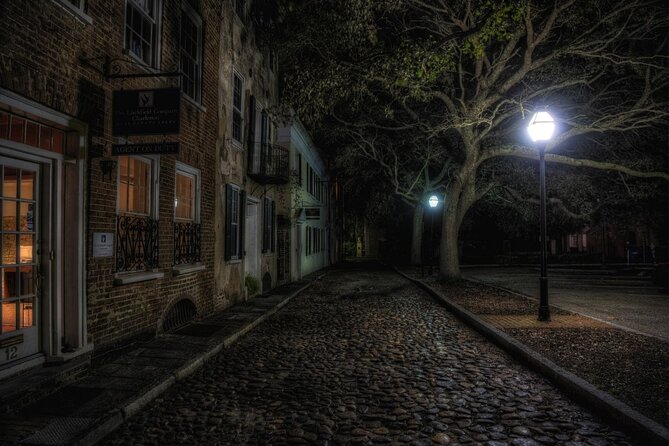Charleston Haunted Pub Crawl - What this Charleston evening really offers