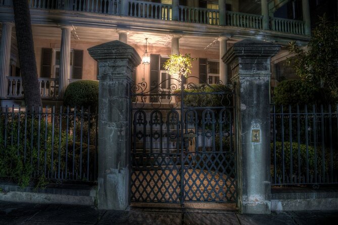 Charleston Haunted Pub Crawl - When the pub crawl becomes less pub than expected