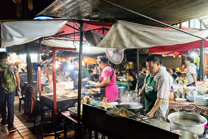 Chiang Mai Bar Hopping Night Tour - An hour of live jazz at The North Gate Jazz Co-Op