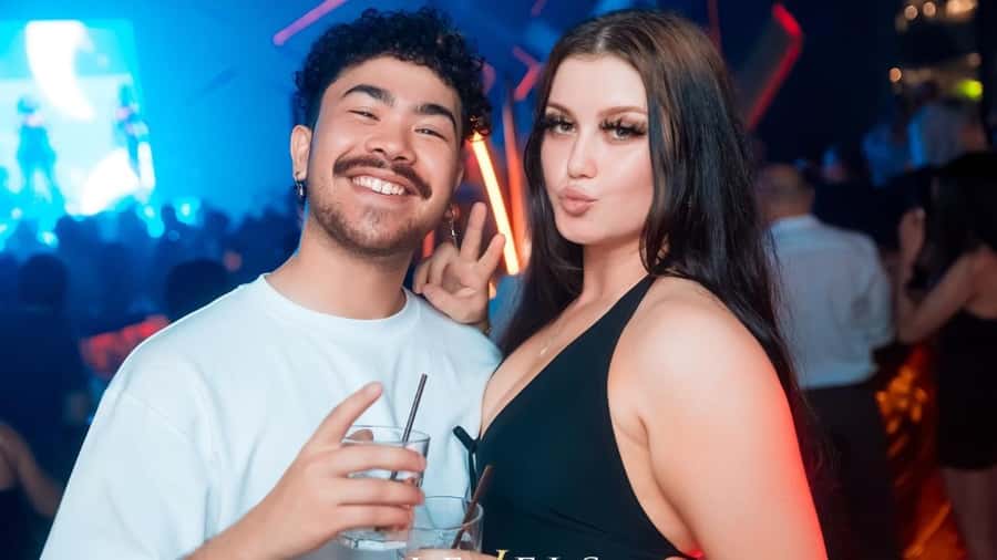 Chiang Mai Pub Crawl: 4 Venues, Beer Buffet & VIP Entry - Why this Chiang Mai pub crawl works for social nights out