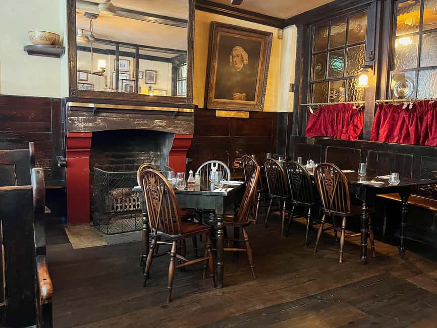 City of London: Historic Pub Walking Tour - Starting beside St. Paul’s Cathedral