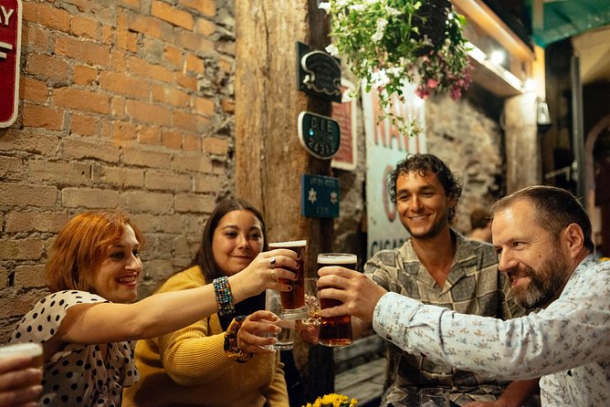Classic Irish Pubs Private Tour of Dublin: Live Music, Beer and Nightlife - Wood Quay’s Viking past and modern music setting