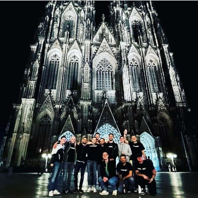 Cologne Pub Crawl - 4 Locations, Shots & Club Entry - Stop four and the final club entry