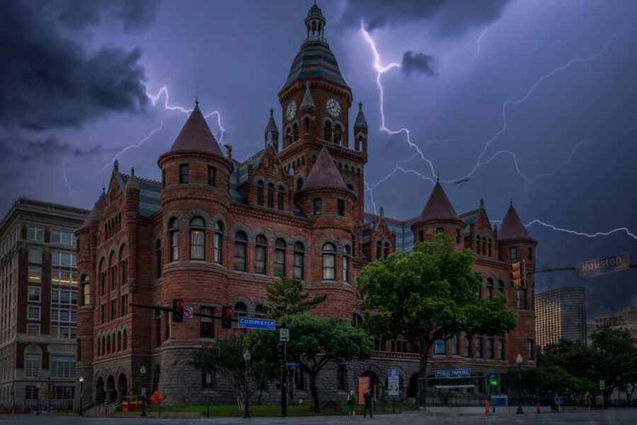 Dallas Spirits & Spirits Haunted Pub Crawl - Key points to know before you go