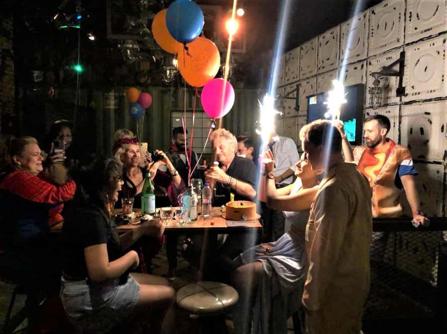 Dubai: Pub Crawl Nightlife Tour - Who should book this Dubai pub crawl?