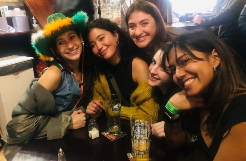 Dublin: City Pub Crawl Experience - Live Irish Music Without the Single-Pub Commitment