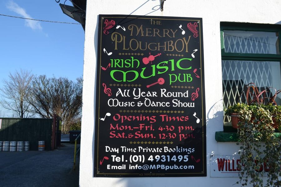 Dublin: Irish Night Show at the Merry Ploughboy Pub - Practical tips for a smoother evening
