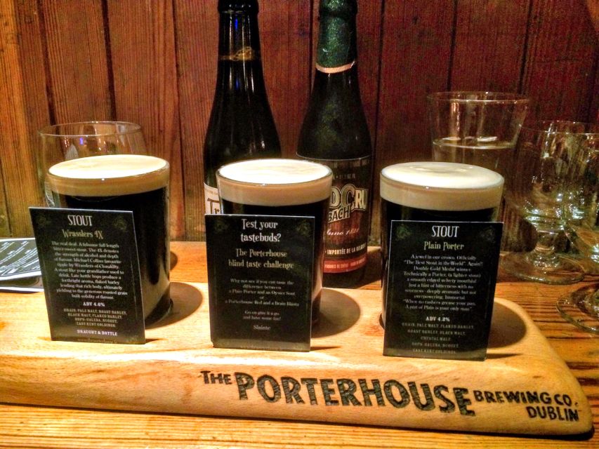 Dublin: Private Pub Tour - Stop two: stories, writers, and conversation