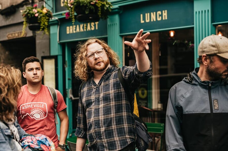 Edinburgh: Pubs and History Guided Walking Tour with Beer - Why beer makes a good guide to Edinburgh